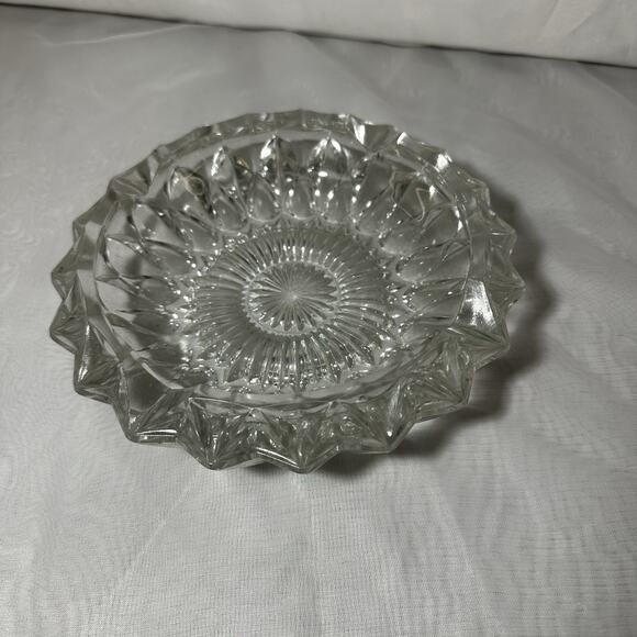 Vintage Ashtray, Large Crystal, Clear Ornate Glass, 1970s, Classic Diamond Cut - Picture 1 of 3